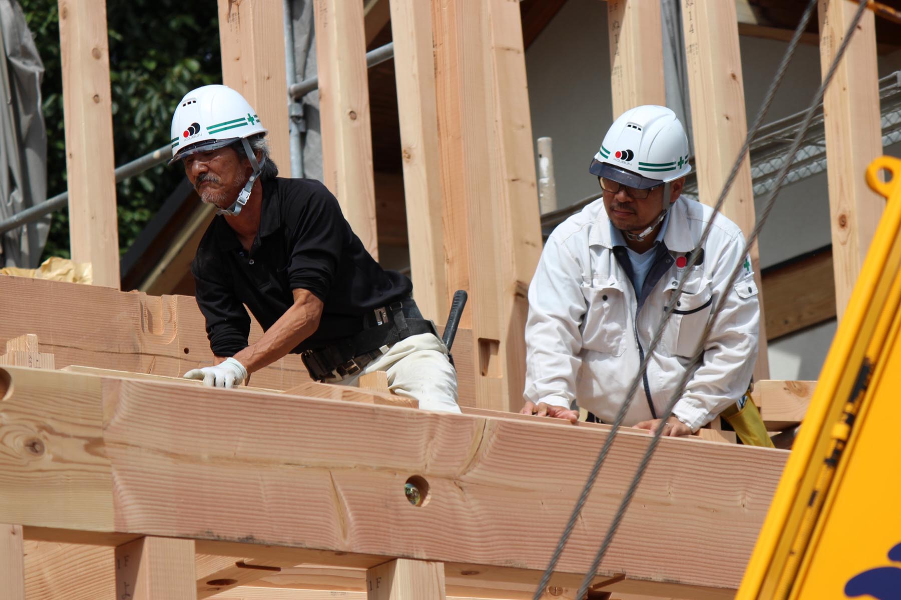 宏聞建設について
